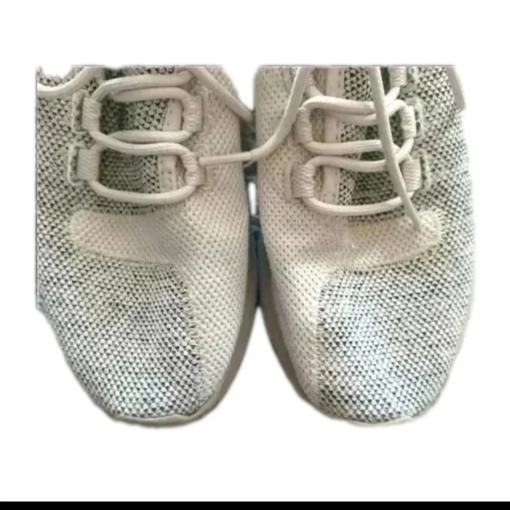 Adidas Unisex Tubular Shadow Streetwear Comfort Sneaker 6M 7.5 W